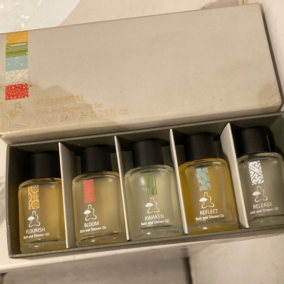 Spa at Mandarin Oriental Elemental Bath and Shower Oil Set❤️🌹 - Picture 2 of 10